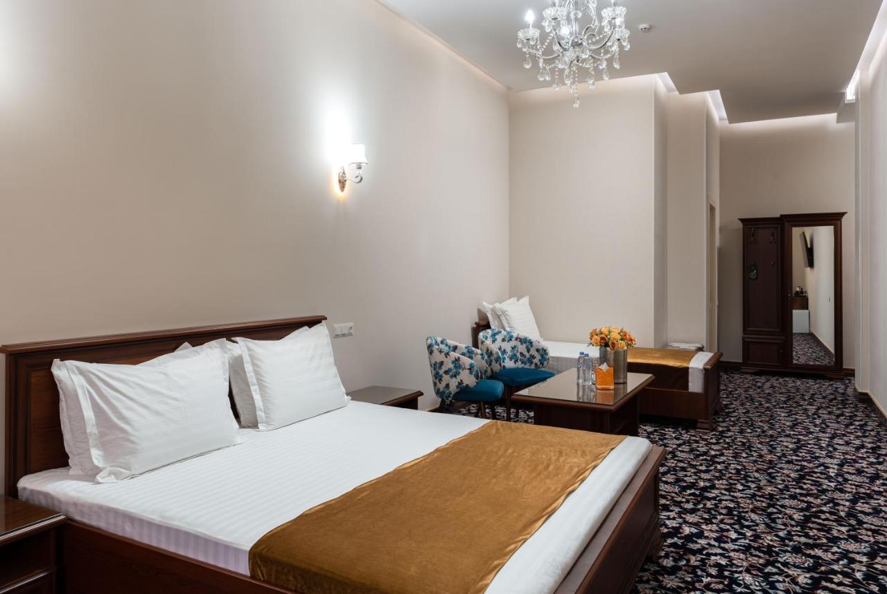 Aqua Hotel Ташкент Экстерьер фото