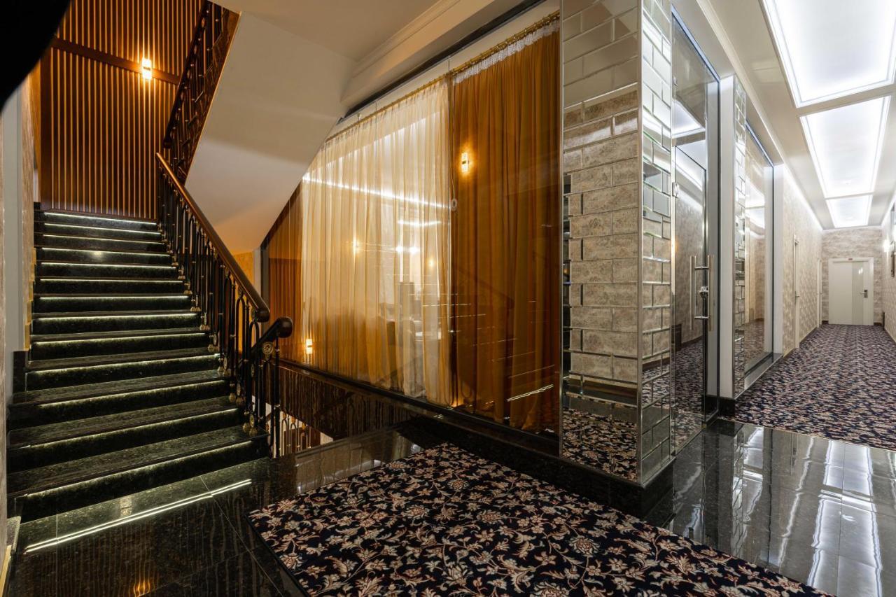 Aqua Hotel Ташкент Экстерьер фото